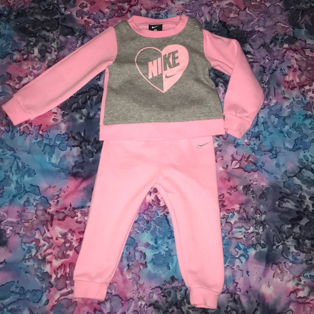 Nike sweat suit